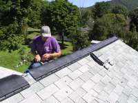 Installing baffled ridge vents